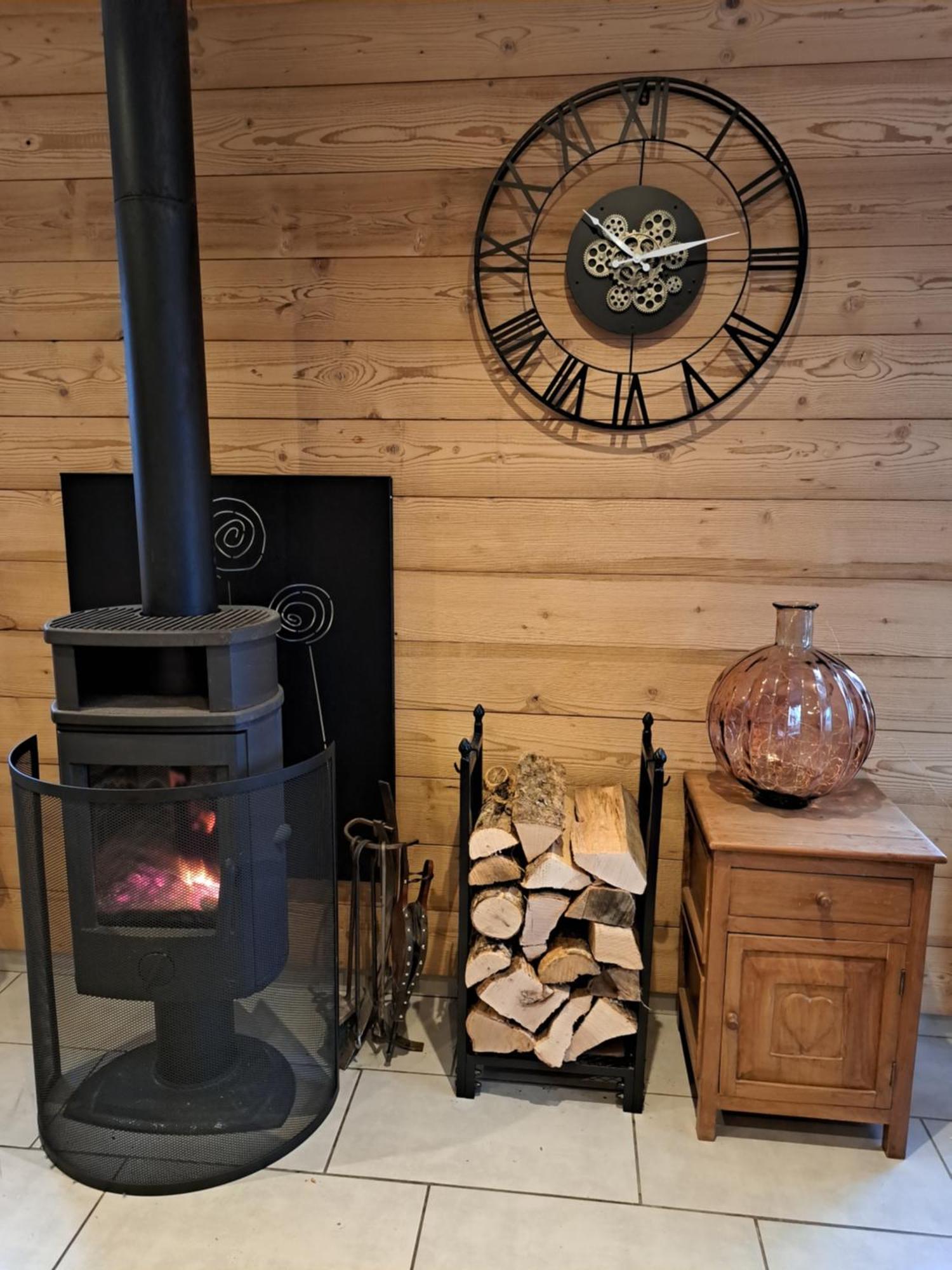 Le Refuge Du Herisson Doucier Exterior photo